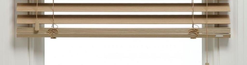 Wooden Venetian Blinds Contact Banner