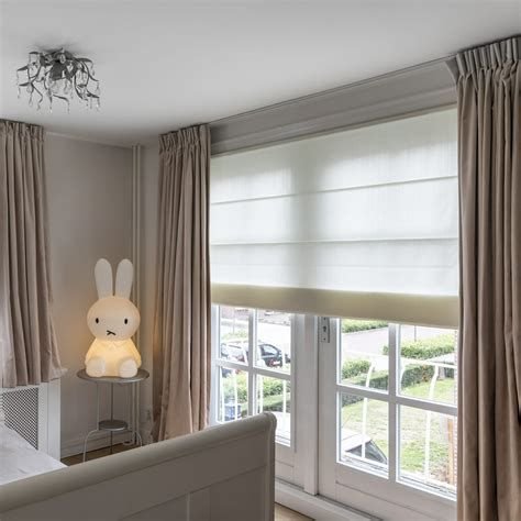 non blackout roman blinds